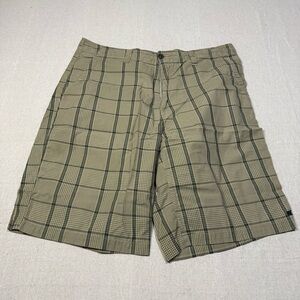 Oakley Shorts Men’s Sz 38 Gray Brown Plaid Chino  11” Inseam Golf Casual Wear